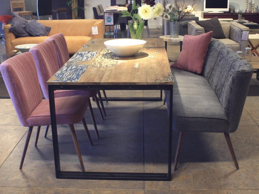 Tafel met bankje: keukentafel te koop atumre. eiken bankjes. .